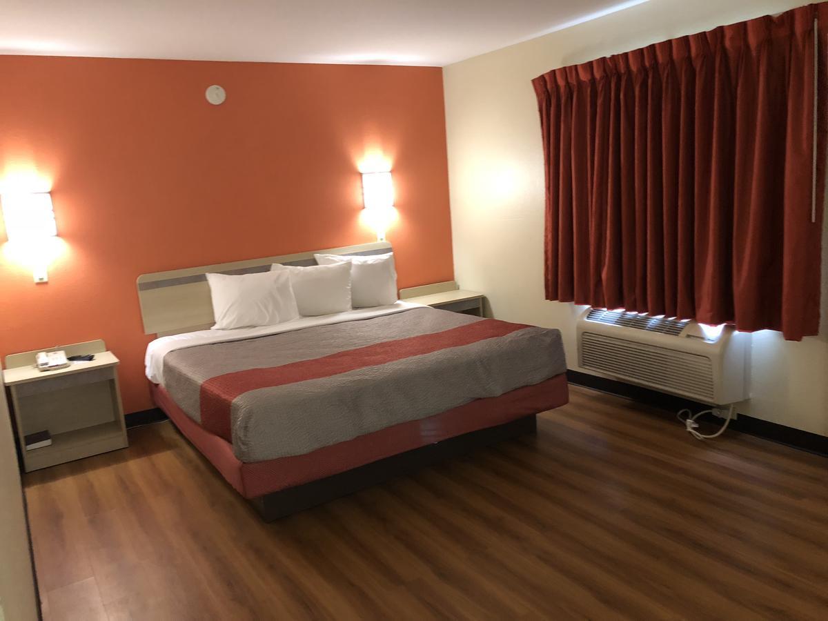Motel 6-Urbana, Il Champaign Eksteriør bilde