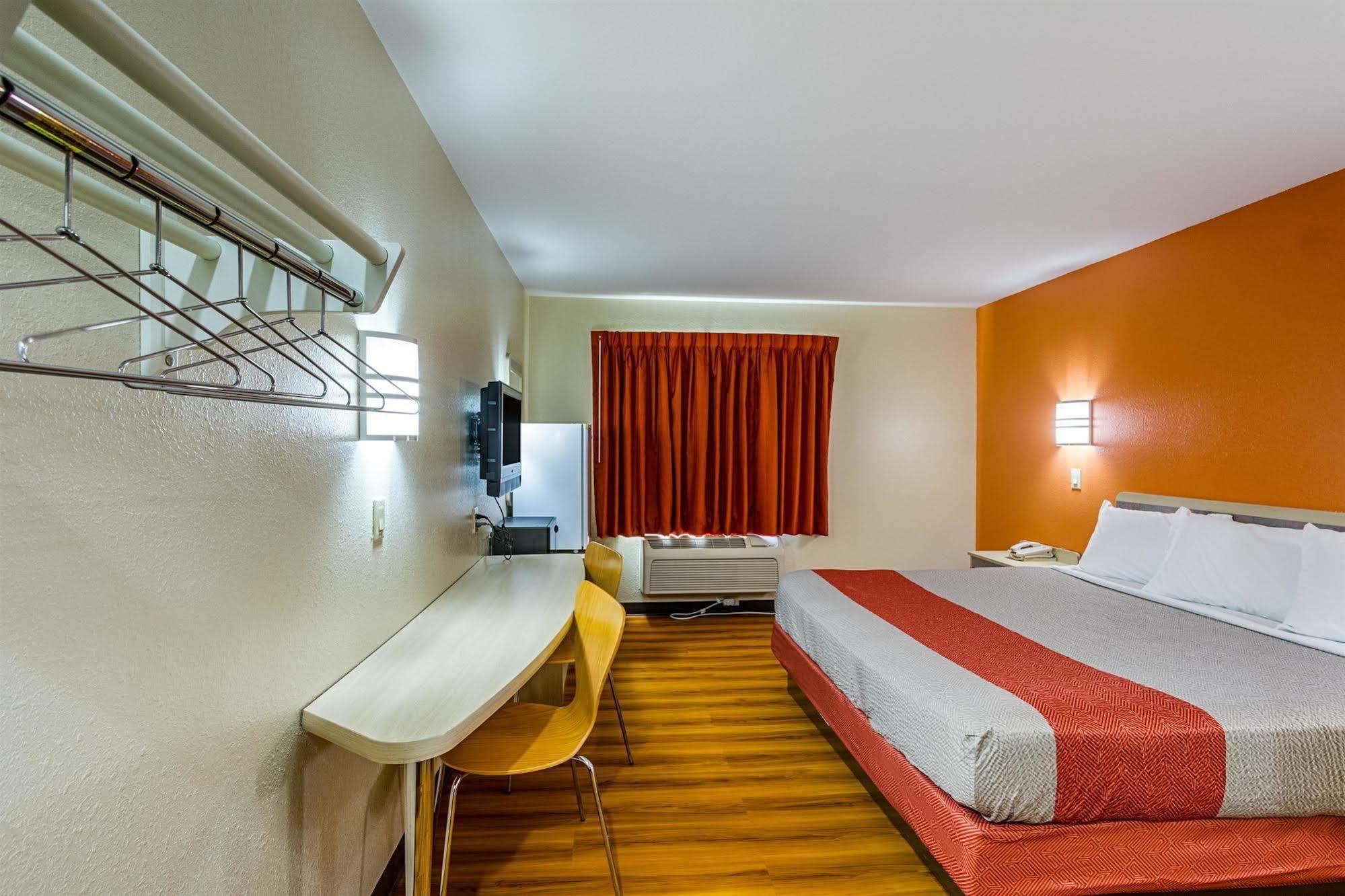 Motel 6-Urbana, Il Champaign Eksteriør bilde