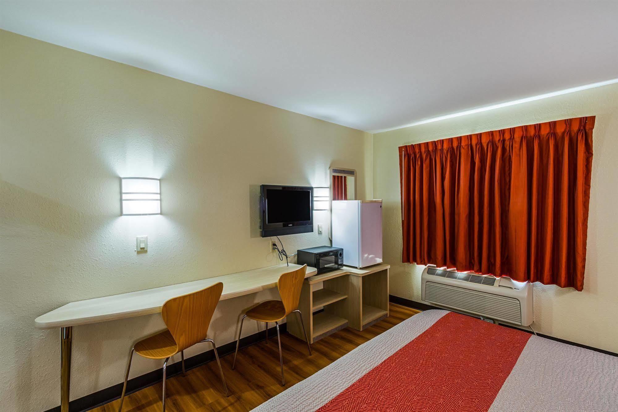 Motel 6-Urbana, Il Champaign Eksteriør bilde