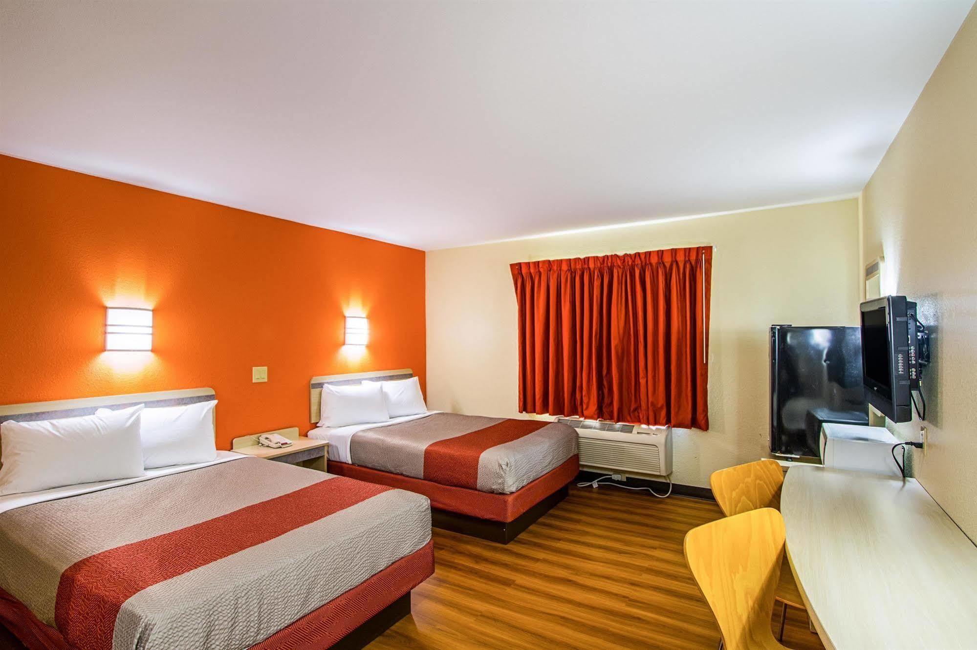 Motel 6-Urbana, Il Champaign Eksteriør bilde