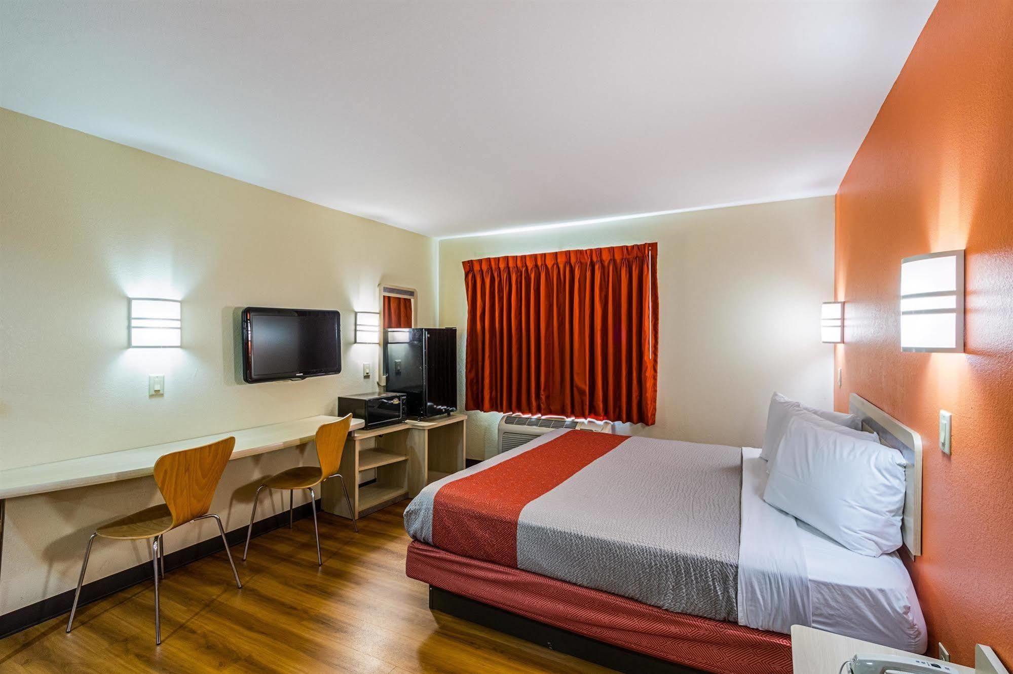 Motel 6-Urbana, Il Champaign Eksteriør bilde