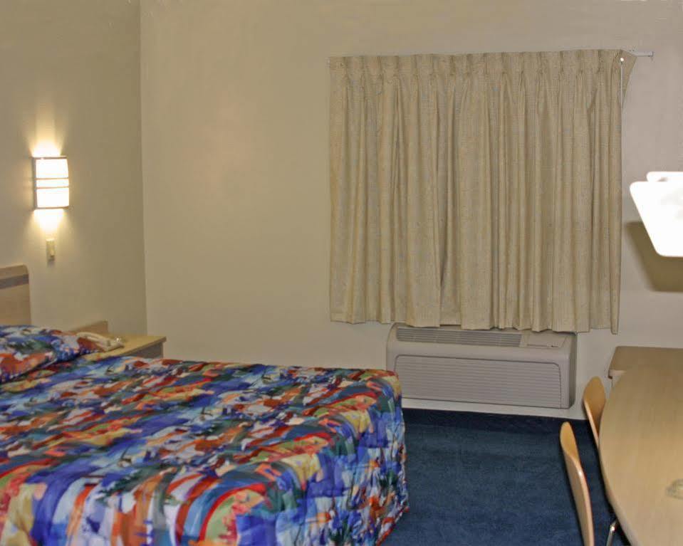 Motel 6-Urbana, Il Champaign Eksteriør bilde